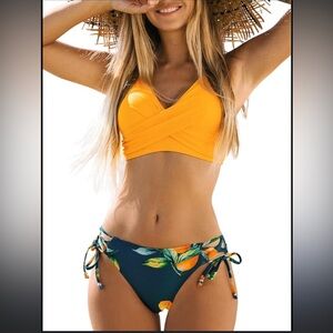 NWT Cupshe Vibrant Yellow and Blue 2 Piece Bikini Set‎ Size Large